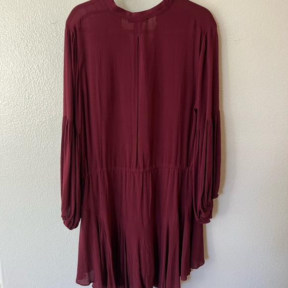 Women’s long sleeve knee length dress - Picture 2 of 2
